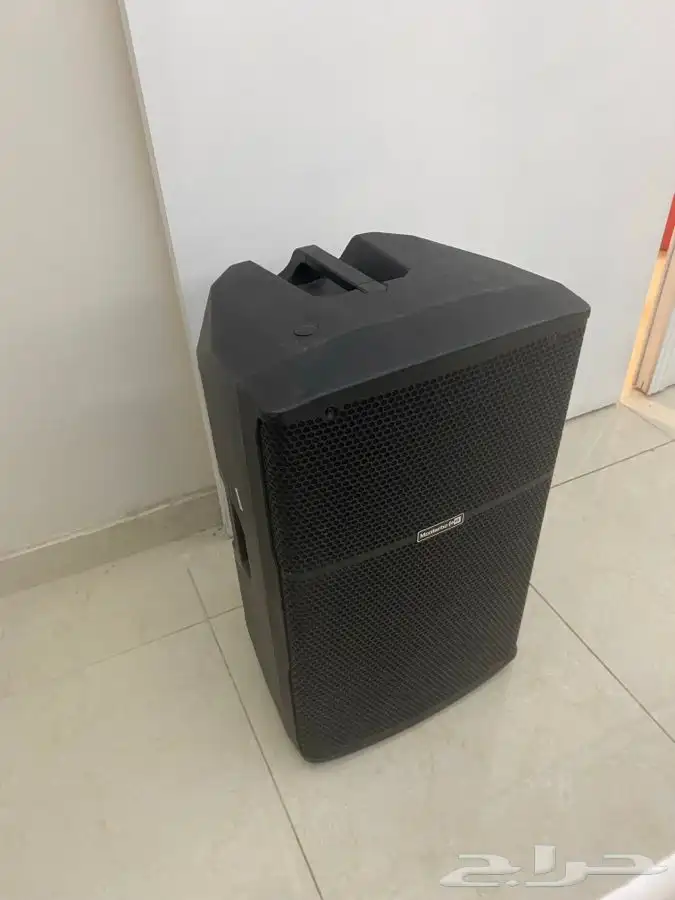سماعات ومكسر مع مايك للايجار مع توصيل تركيب 1