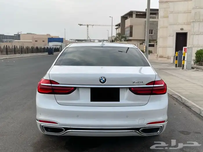 بي ام دبليو 740 الموديل 2019 مخزن(تم البيع) 9