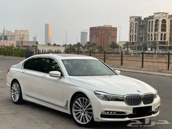 بي ام دبليو 740 الموديل 2019 مخزن(تم البيع) 13