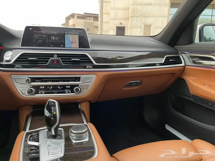 بي ام دبليو 740 الموديل 2019 مخزن(تم البيع) 63