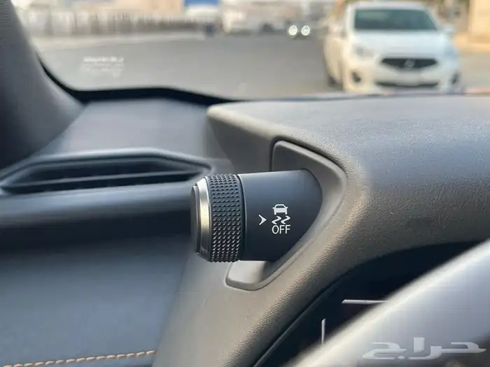 لكزس UX200 الموديل 2019 فل كامل نظيف(تم البيع) 48