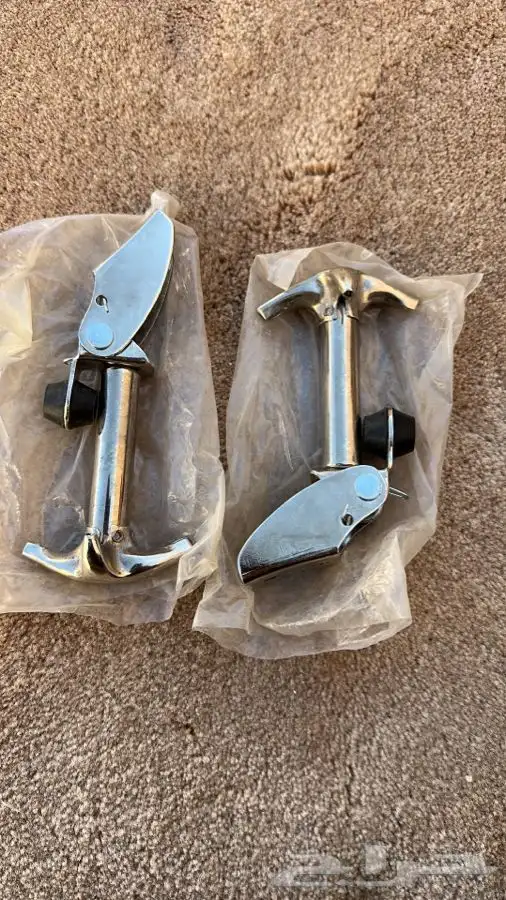 للبيع شناكير كبوت شاص وجيب 84 3