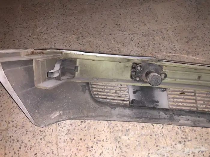 قطع غيار 560 جنوط صدامات شمعات امامي وخلفي 10