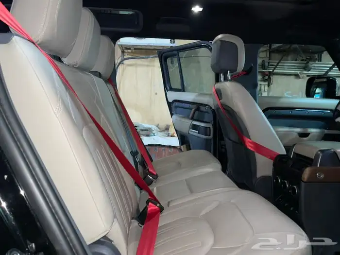 تغير الوان الأحزمة لاند روفر ديفندر 2022 14