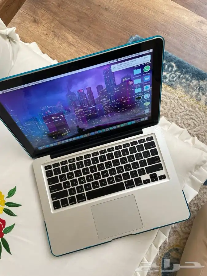 تم تنزيل السعر MacBook Pro 13 2