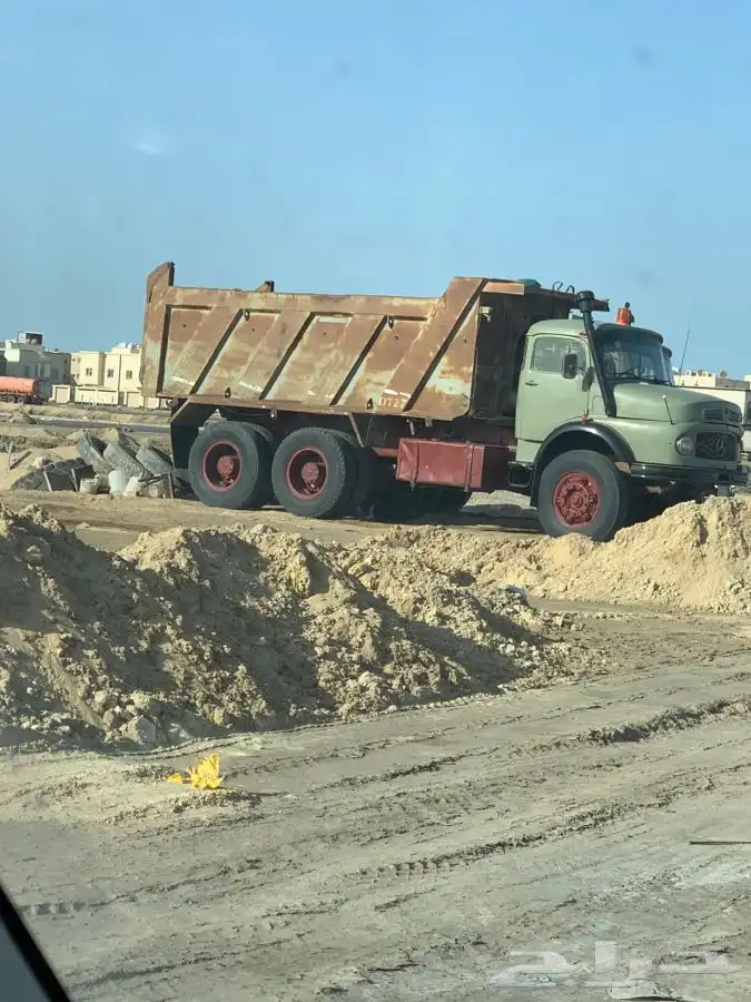 قلابات بوز للايجار 1