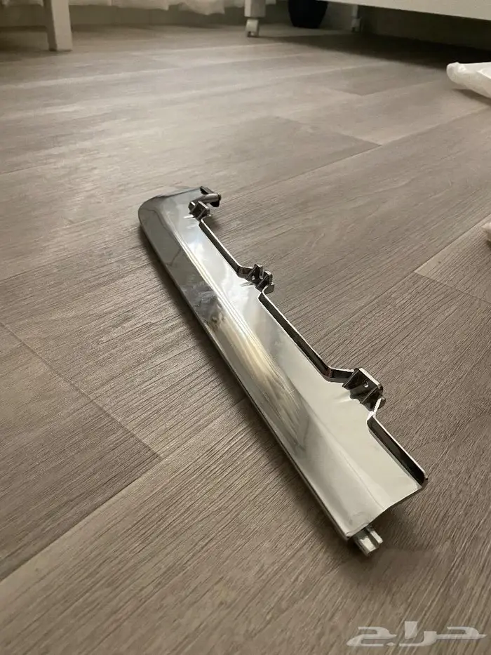 للبيع قطع جيتي لوريل نيسان وغيره 52