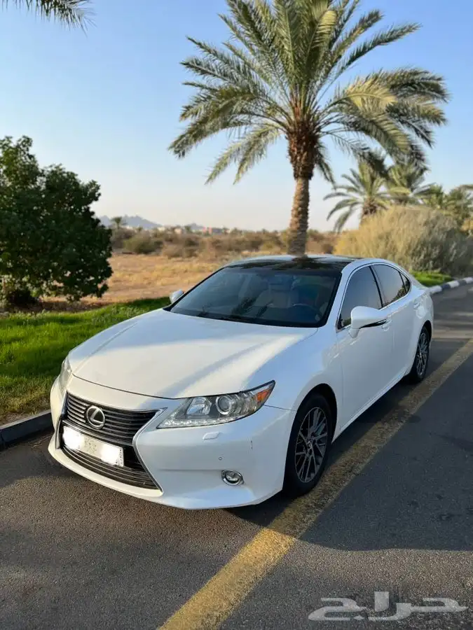 لكزس es350 نظيفه 2014 منوة المستخدم للبيع 3
