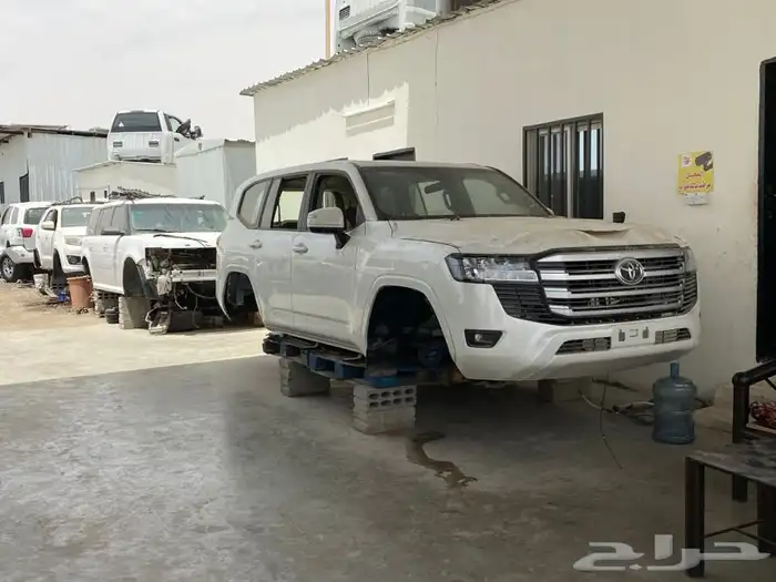 قطع غيار لكزز .لاندكروزر.جمس 1