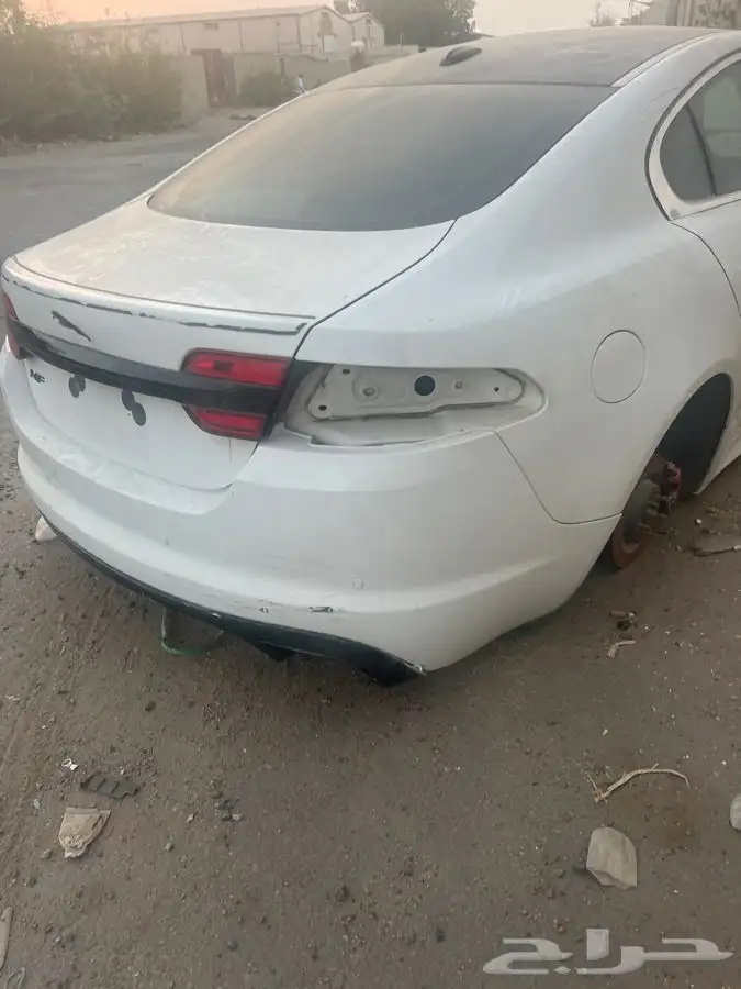 جاكور. xf. موديل 2012. حجم 400 2