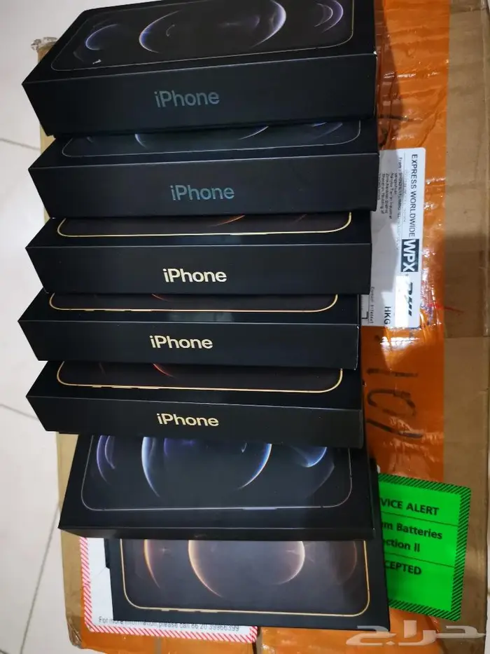 آيفون 12 برو 256 قيقا 1150 ريال 8