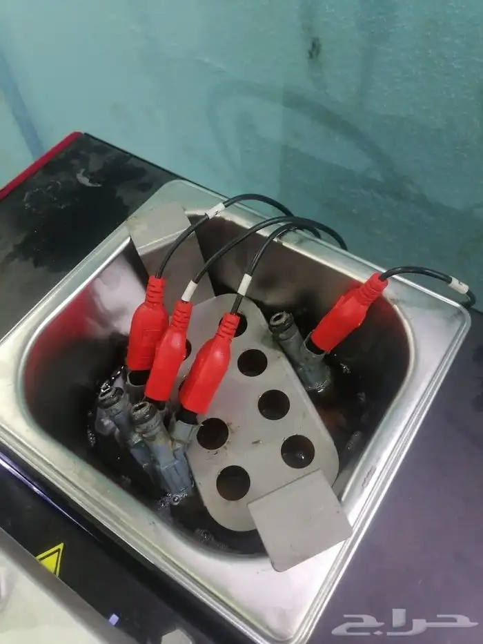 تنظيف بخاخات السيارة على الجهاز تصفية المكينه برمجه كنبيوتر 0