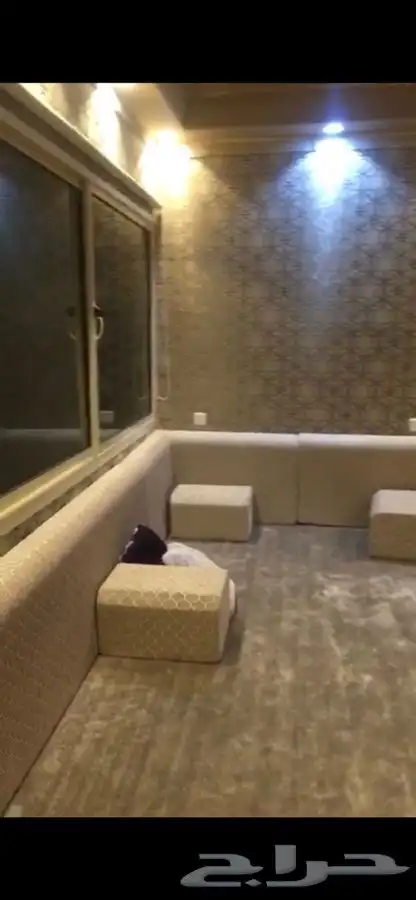 مشب مع اغراضه 13