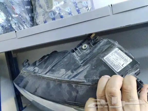 شمعة اودي a72012 مستعمله للبيع 1