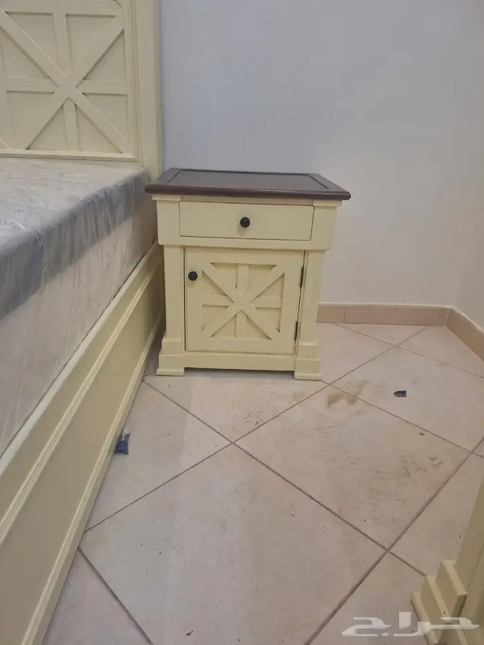 عمل جميع الديكورات الخشبيه 56