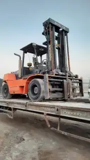 للإيجار رافعات شوكيه للإيجار فوركلفتات احجام بدون سواق مع ال 9