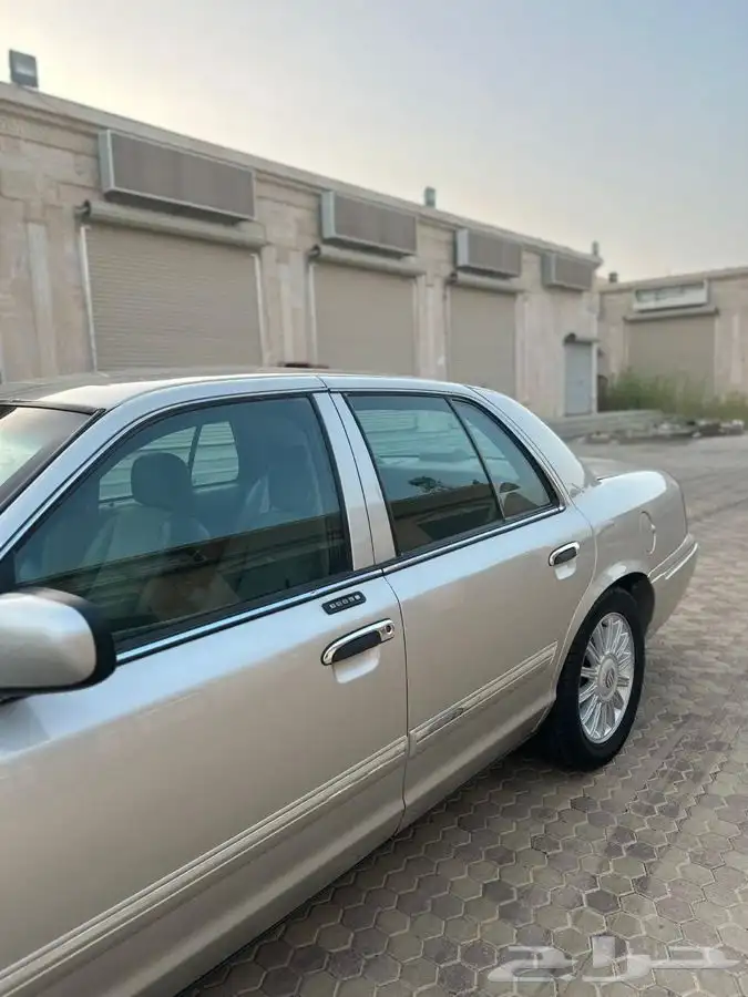 جراند ماركيز 2010 .. تم البيع .. 8