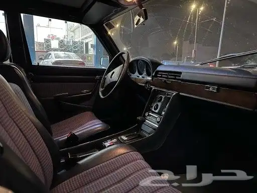 للبيع مرسيدس موديل 1974 قمه في النظافه 21