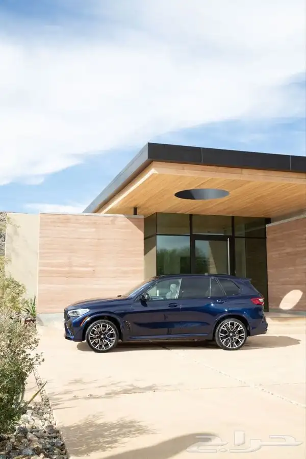 قطع غيار و مكاين وصيانة وسمكرة BMW 1