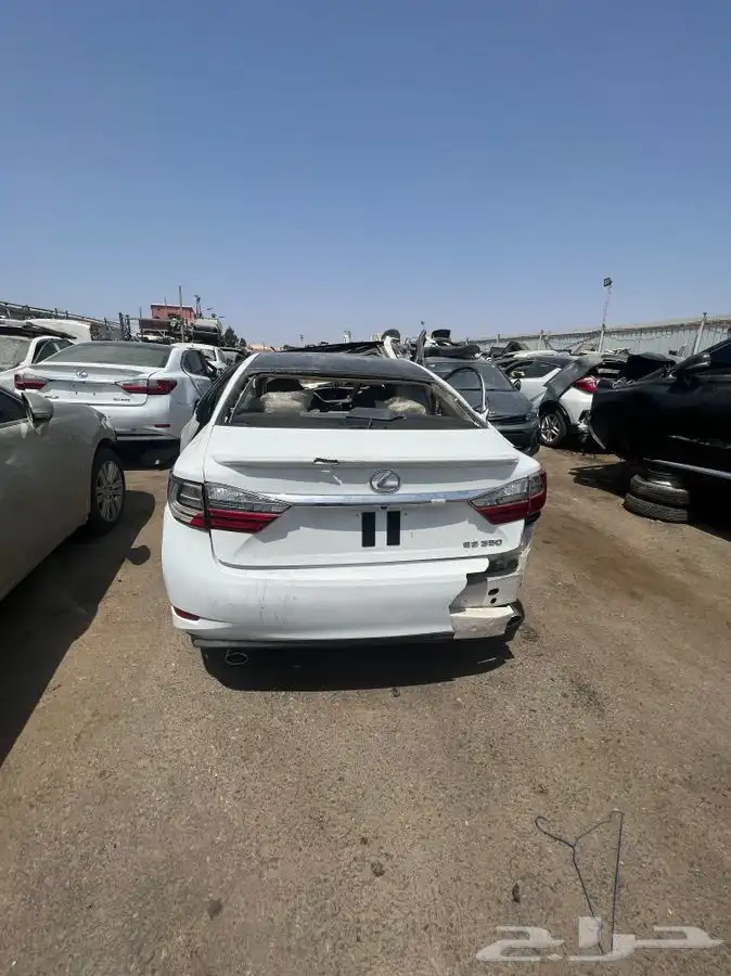 لكزسEs تشليح قطع غيار لكزس 3