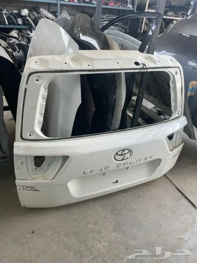 باب شنطه جيب لاند كروزر موديل 2022_2023_2024 وكاله 0