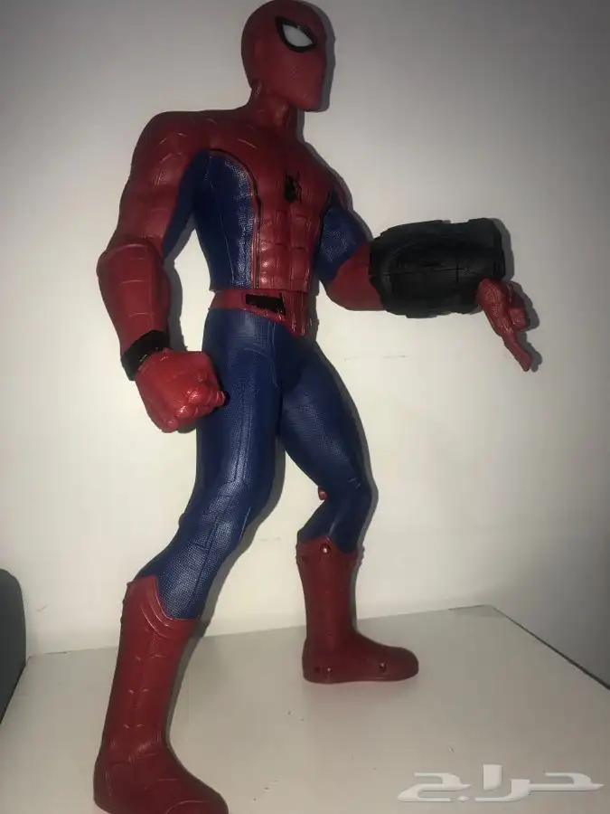 مجسم سبايدر مان هوم كامينج من مارفل 24 بوصة سوبر سينس 8