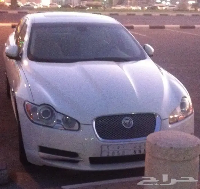 جاكوار XF 2010 0