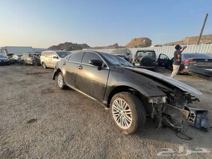 لكزسEs تشليح قطع غيار لكزس 2