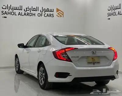 هوندا سيفيك (2018) سعودي 14