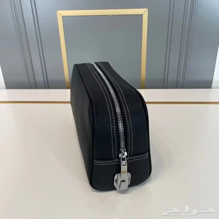 شنط لاب توب ويد ومحافظ ماركات عالمية 12