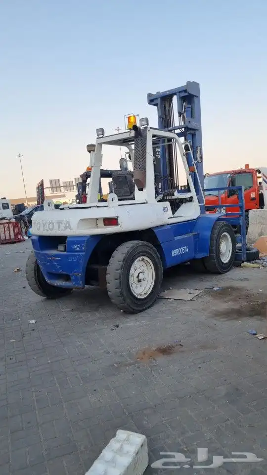 مقاول معدات رافعة شوكية جميع الاجحا م 1