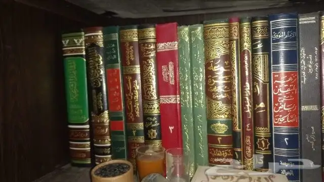 كتب متنوعة قديمة 11