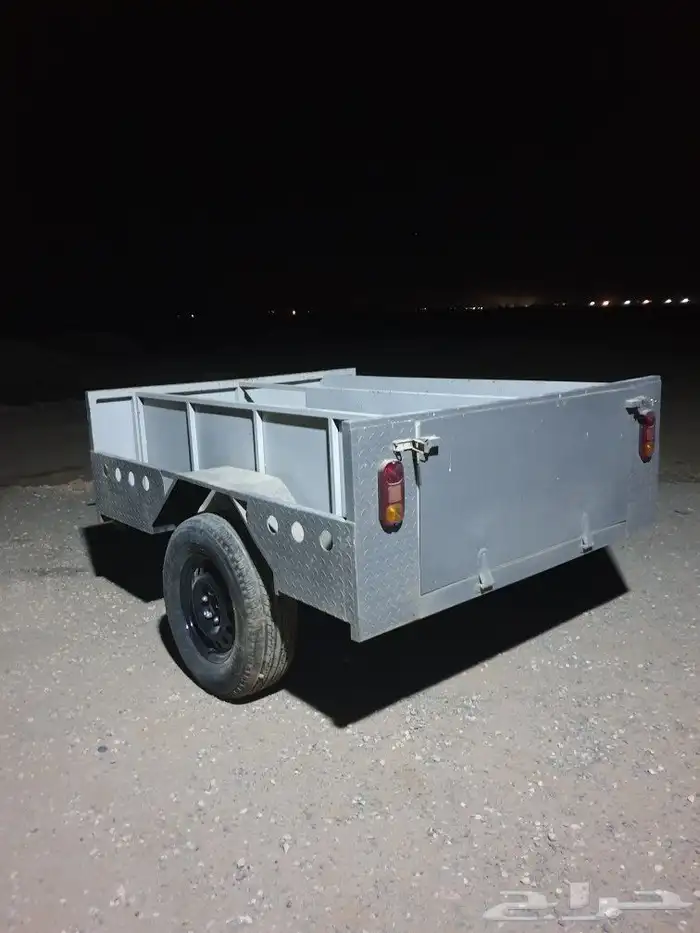 قلص قاطرة للبيع للرحلات البرية و السفر جديد 0