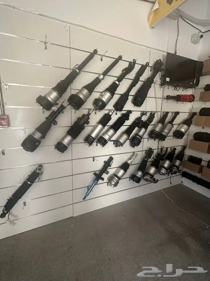 مساعدات اودي بي ام مرسيدس يخت رنج روفر بنتلي 0