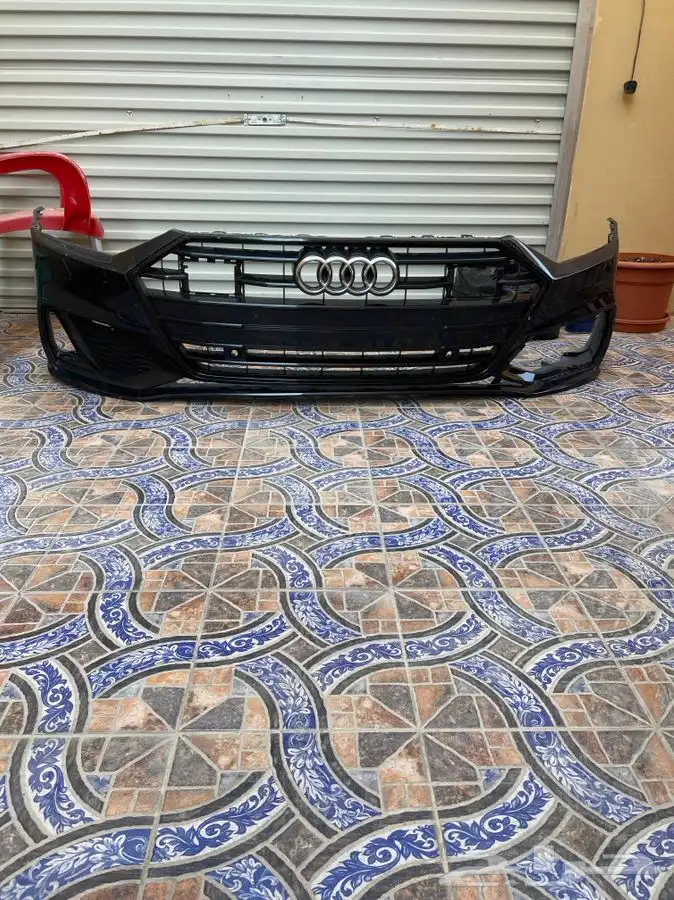 قطع اودي A7 للبيع 3