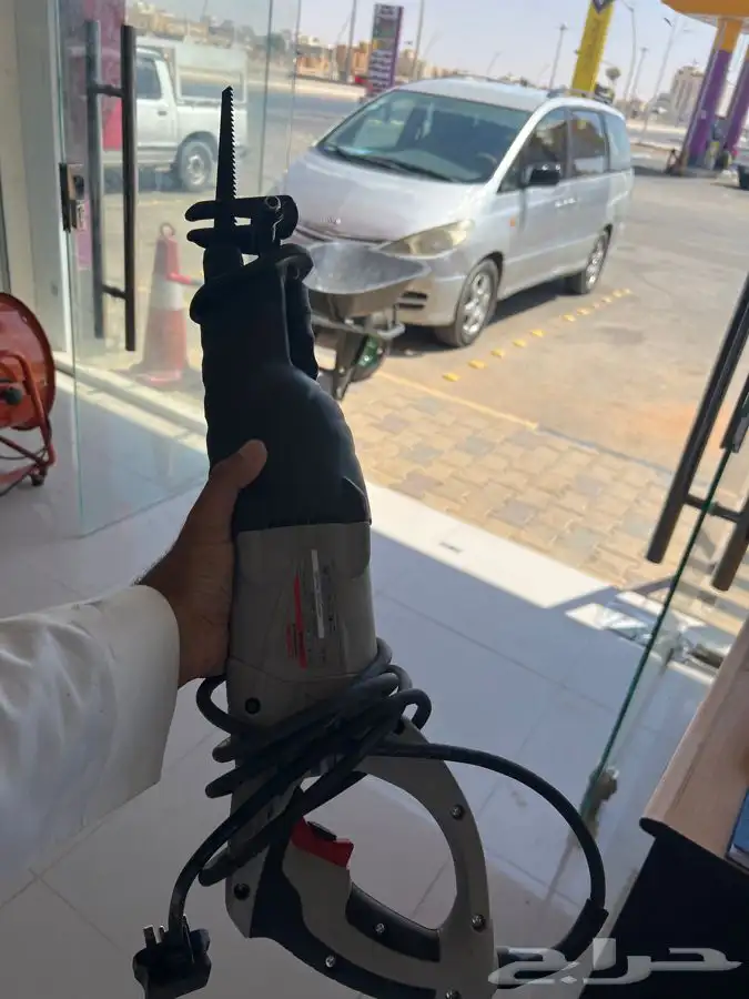 منشار تكريب النخل تأجير يومي 0