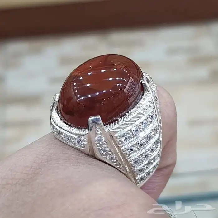 خاتم عقيق يماني كرزي مزعفر كابشون 0