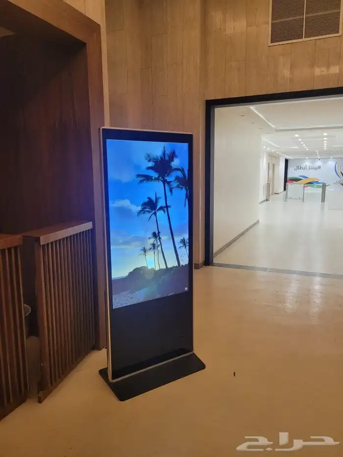 شاشات تفاعليه للايجار ايجار شاشات تلفزيون بالمس طوليه 3