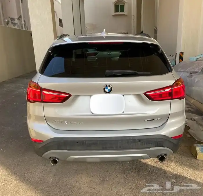 بي ام دبليو X1 2019 مخزن 7