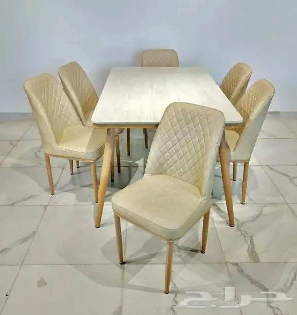 طاولات خشب رخام زجاج جودة قوية وكراسي مريحة جديد بلكرتون 18