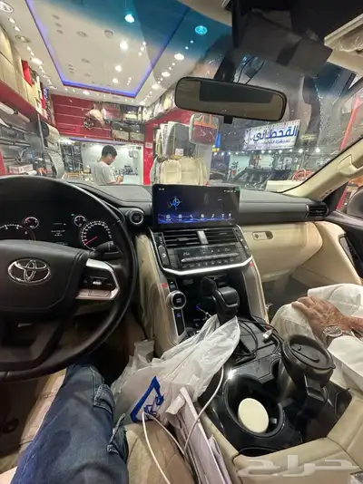 شاشه جيب لندكروزر 2022 2023 نفسسكك الوكاله 7