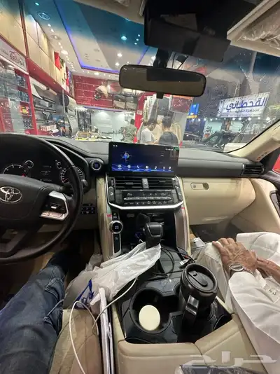 شاشه جيب لندكروزر 2022 2023 نفسسكك الوكاله 9