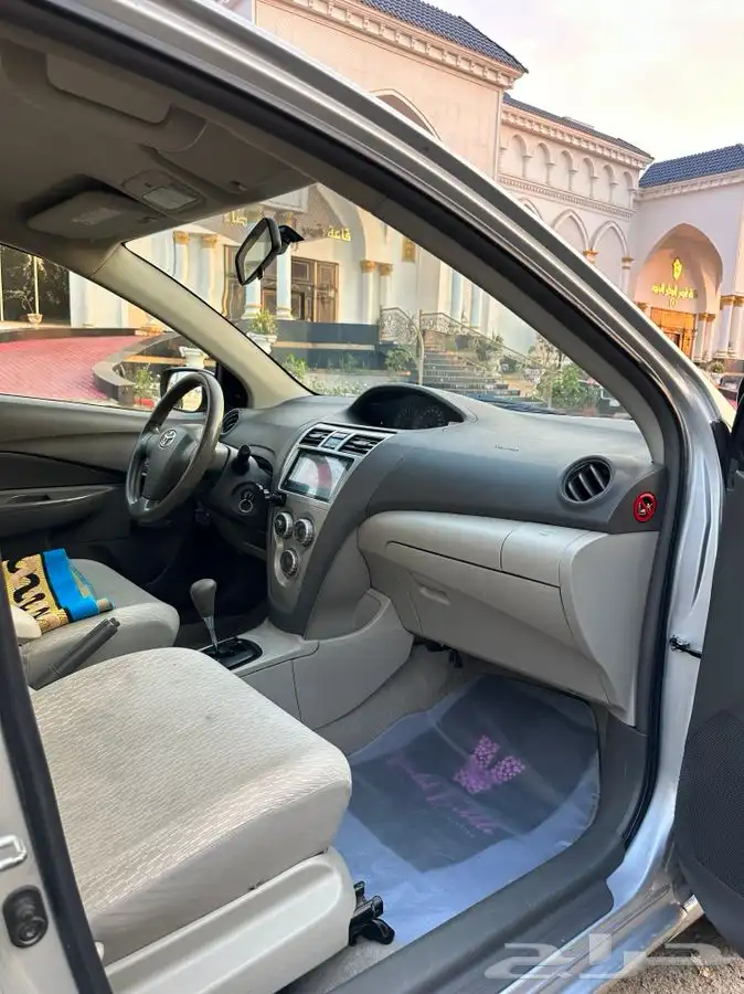 ( مباع ) تويوتا يارس 2012 9