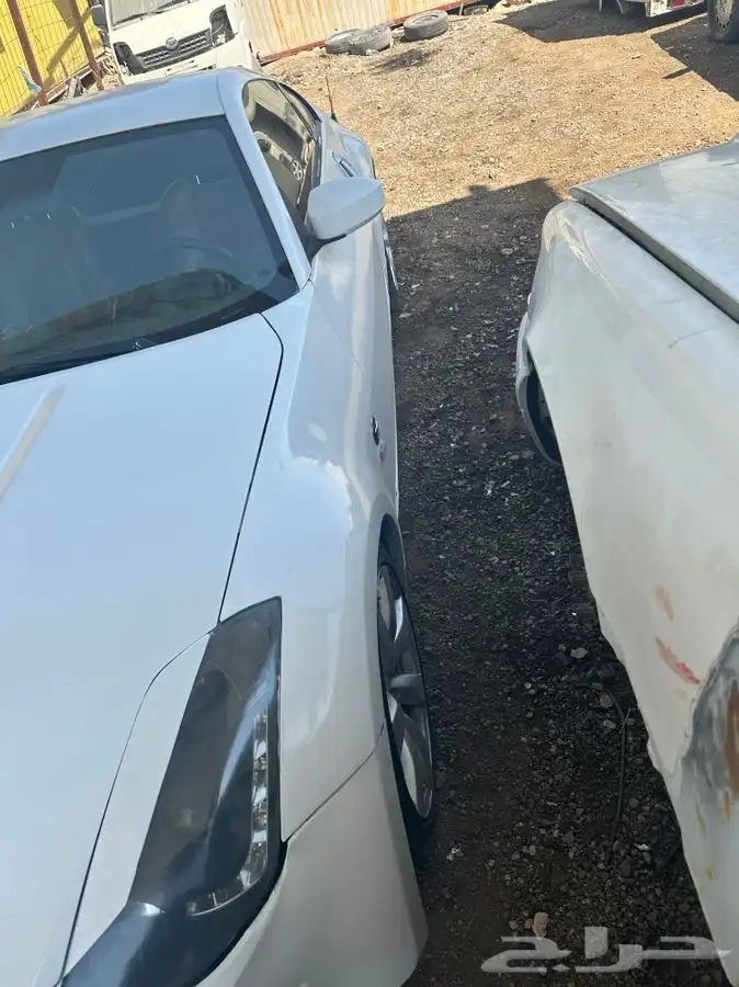 نيسان 350z 2