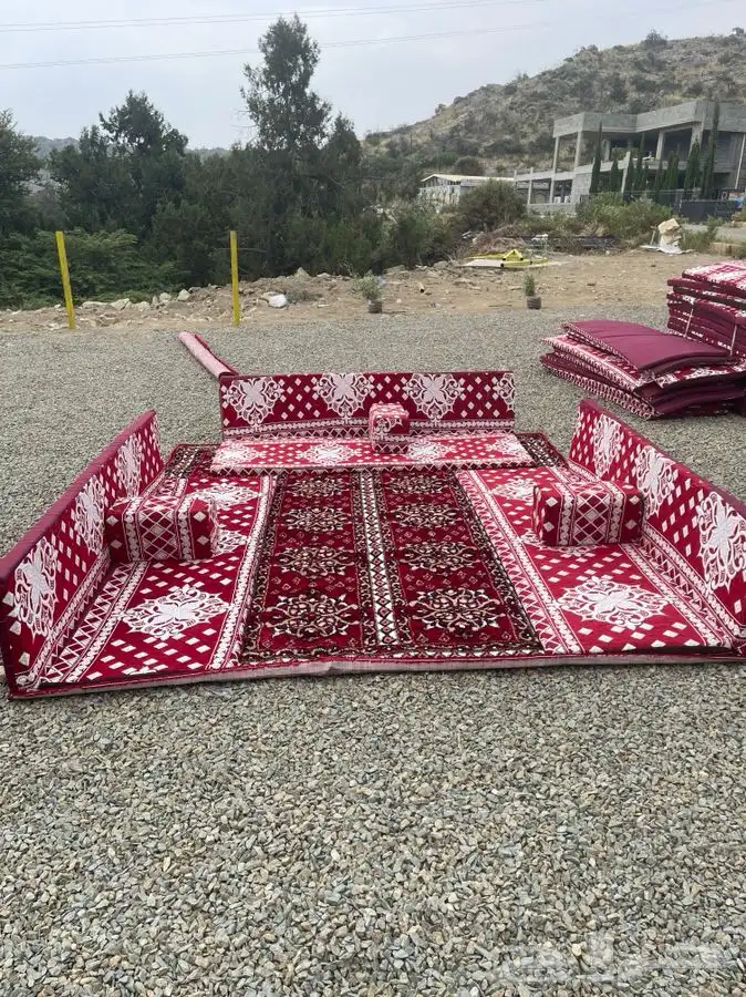 بيت شعر لون ابيض ولون اسود 4