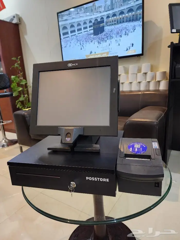 كاشير لمس مستخدم وجديد بضمان مؤسسة معتمدة 0