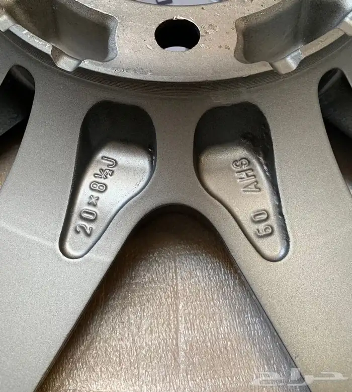 جنوط جيب لكزس 570 2015 اصلي وكالة 6