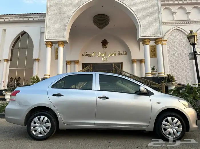 ( مباع ) تويوتا يارس 2012 3