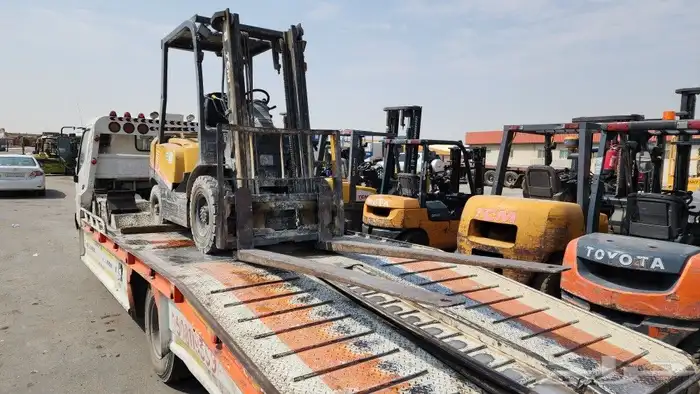 رافعه شوكيه للايجار فوركلفت فركلفت forklift رفعo 2021 0