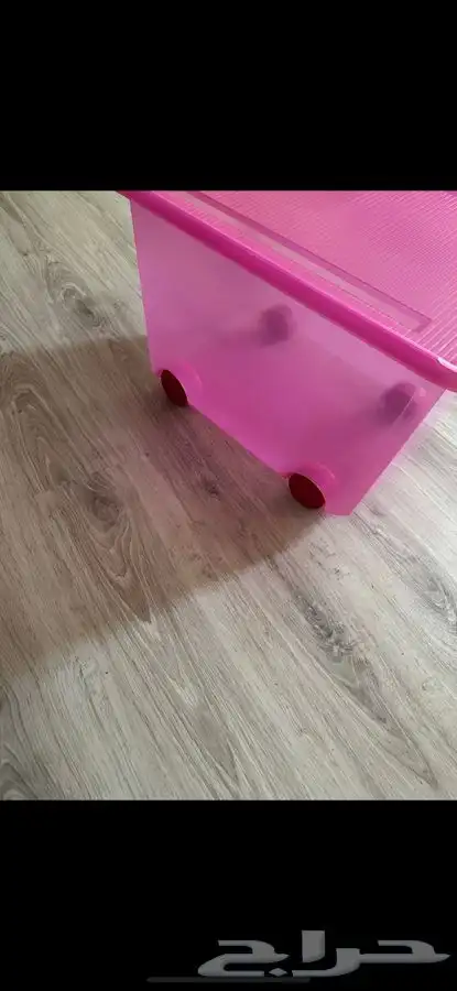 علب بلاستك عميقه فوشي اللون 3